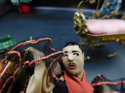 lot 13 2 dolls face